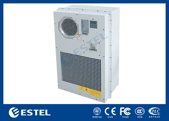बाहरी शीतलन के लिए AC220V 3000W कैबिनेट एयर कंडीशनर दरवाजे पर घुड़सवार
