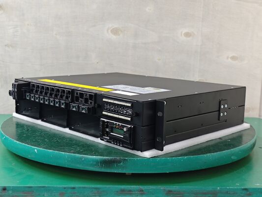 सहायक वेंटिलेशन के साथ 20U डबल डोर आउटडोर पावर कैबिनेट