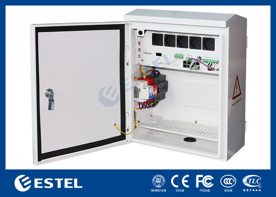 मेटल डोर स्मार्ट निगरानी बॉक्स के साथ 1 चैनल AC220V पावर इनपुट 5 चैनल आउटपुट