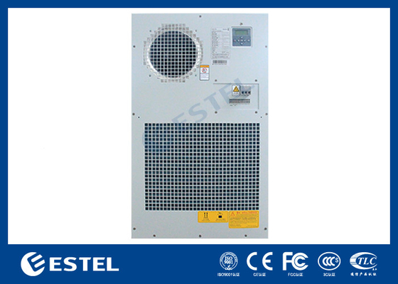 बाहरी शीतलन के लिए AC220V 3000W कैबिनेट एयर कंडीशनर दरवाजे पर घुड़सवार