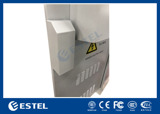 टेलीकॉम पावर कैबिनेट और पावर डिस्ट्रीब्यूशन पैनल और बैटरी एंटी-थेफ्ट प्रोटेक्शन के साथ 32U आउटडोर बैटरी कैबिनेट