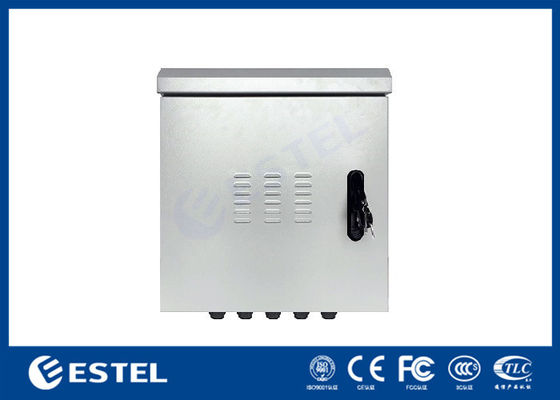 कम्युनिकेशन बेस स्टेशन के लिए 9U पोल माउंटेड कैबिनेट IP55 आउटडोर टेलीकॉम क्लोजर